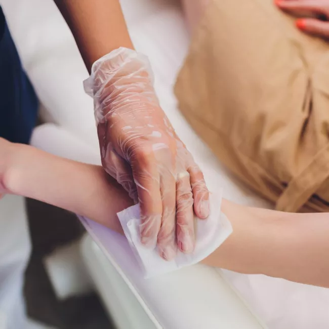 Patient Bathing Wipes - Image 4